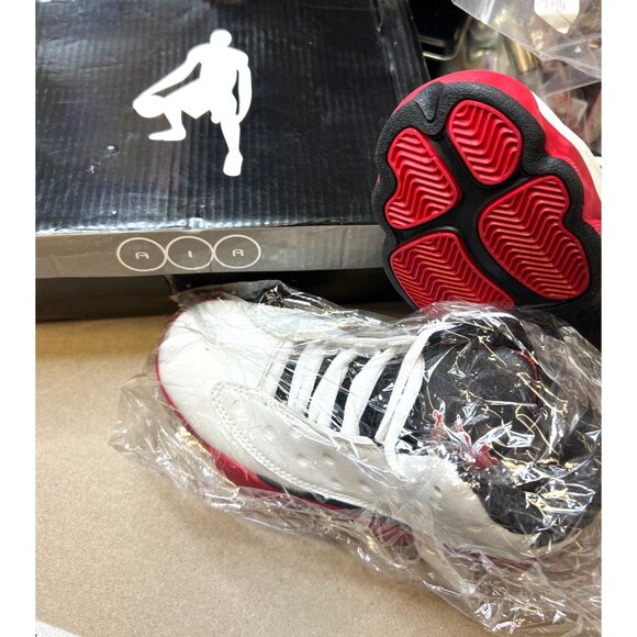 Kids Basketball Shoes Size1 White/Red/Black Lace-Up Sneakers - Picture 4 of 6